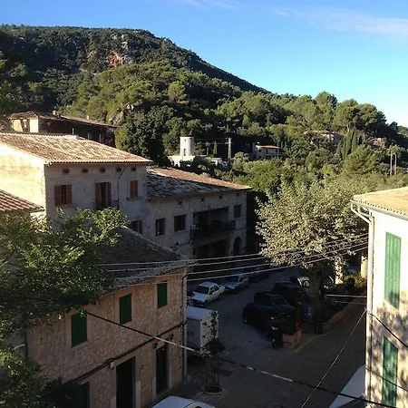 לינה וארוחת בוקר Allotjaments Serra De Tramuntana