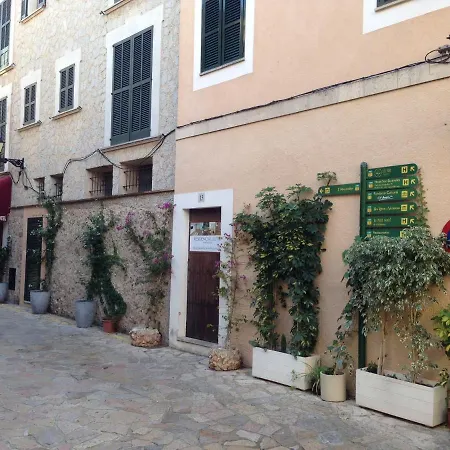 Bed & Breakfast Allotjaments Serra De Tramuntana